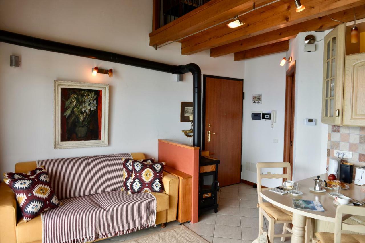 La Casa Di Rose Villa Fonteno Exterior photo